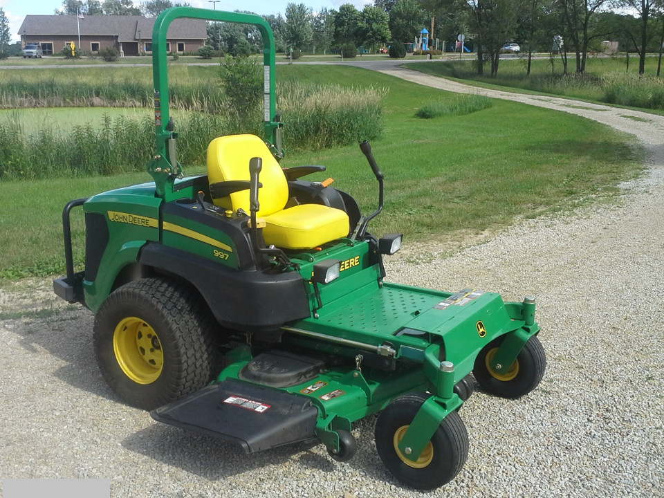 John Deere 997 Mid Mount ZTrak (SN.010001) Technical Manual TM2259