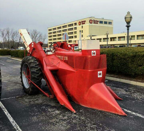 Case IH Two Row Mounted - McCormick Farmall Model 2-M, 2M Operator`s Manual 1006269R4 - Manual labs