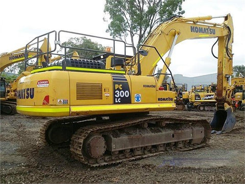 Komatsu PC300LC-2 Excavator Operation & Maintenance Manual S/N 11001-UP PDF Download - Manual labs