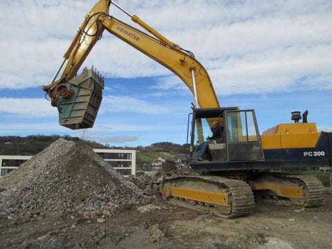 Komatsu PC300LC-3 Excavator Operation & Maintenance Manual S/N 12001-UP PDF Download - Manual labs